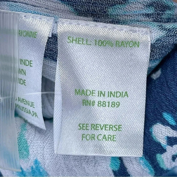 Lilly Pulitzer Elsa Romper small - Picture 9 of 11